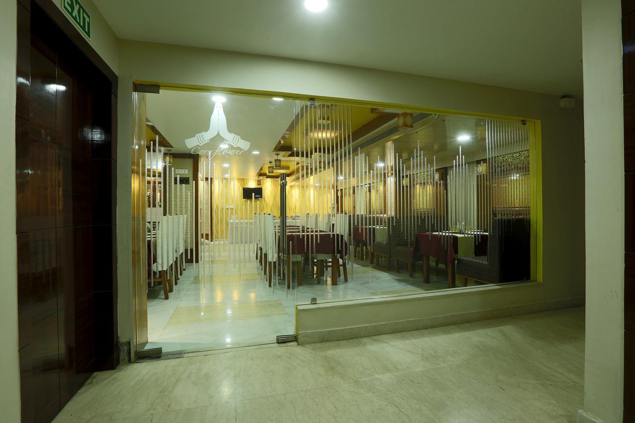 Hotel Sj International Guwahati Exterior foto