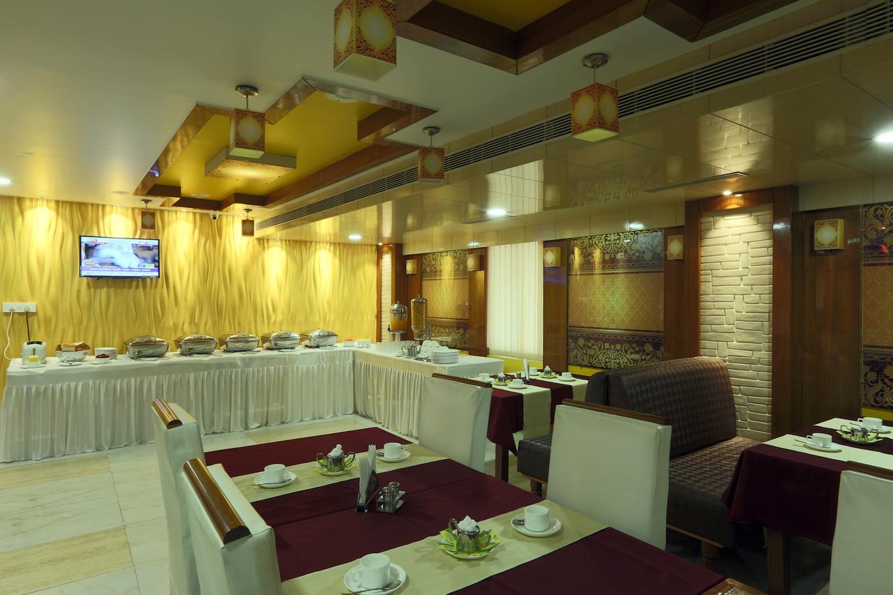 Hotel Sj International Guwahati Exterior foto